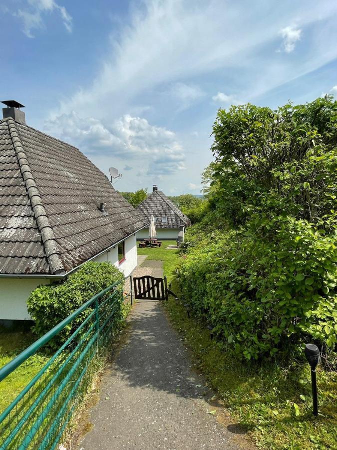 Ferienhaus "Gestiefelter Kater" Am See Im Bergland Kirchheim  Exterior foto