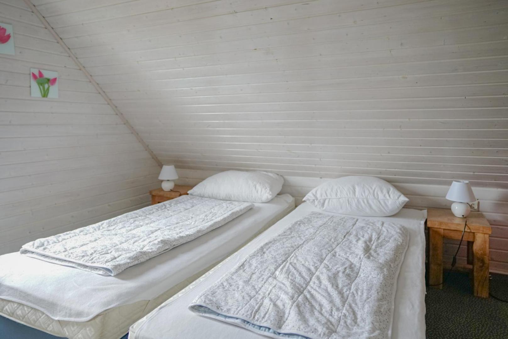 Ferienhaus "Gestiefelter Kater" Am See Im Bergland Kirchheim  Exterior foto