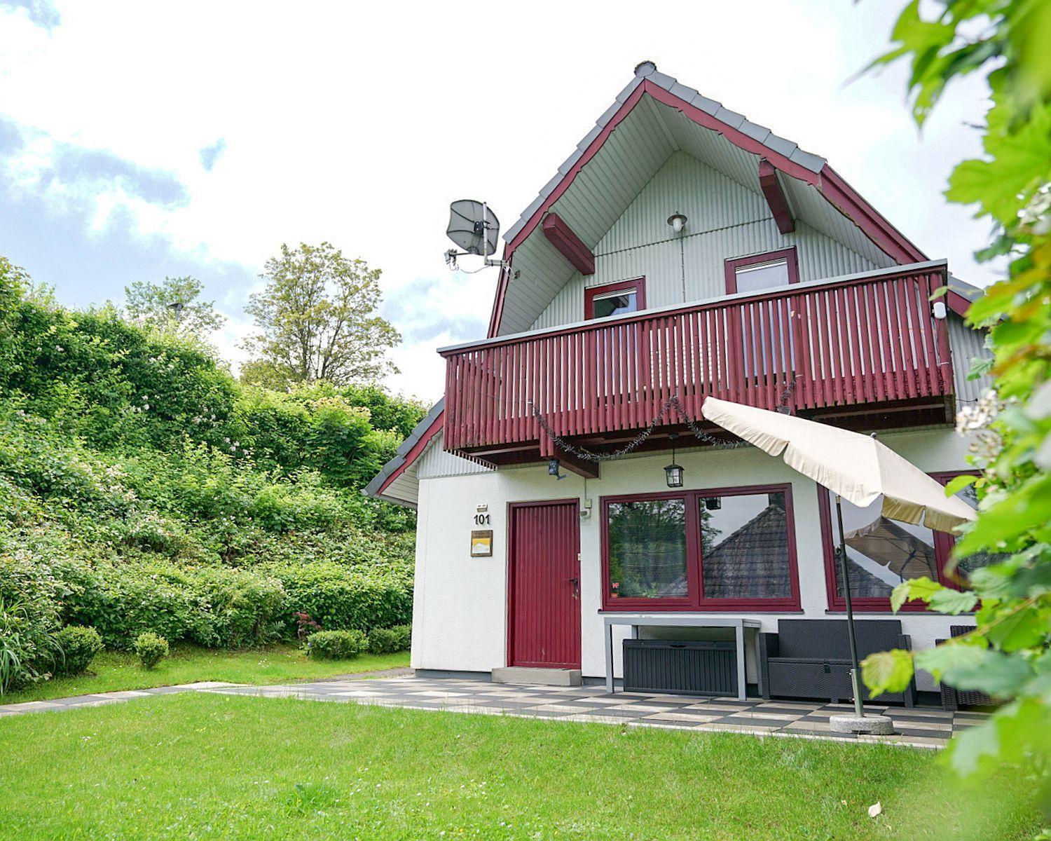 Ferienhaus "Gestiefelter Kater" Am See Im Bergland Kirchheim  Exterior foto